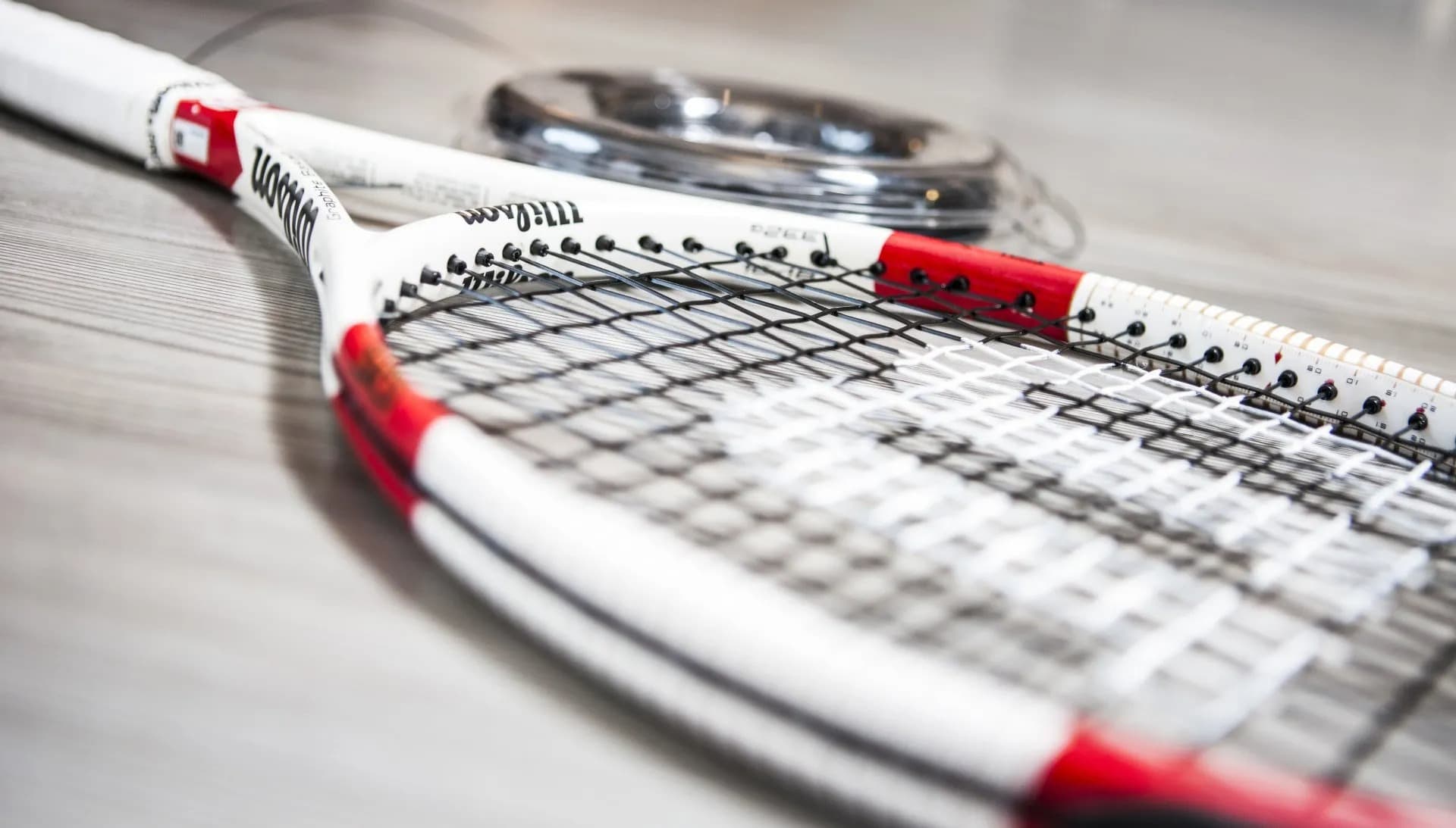 Tennisschläger-Bespannung und Service in Wien – professionell und präzise